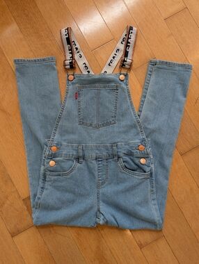Girls Levi's Denim Skinny Overalls